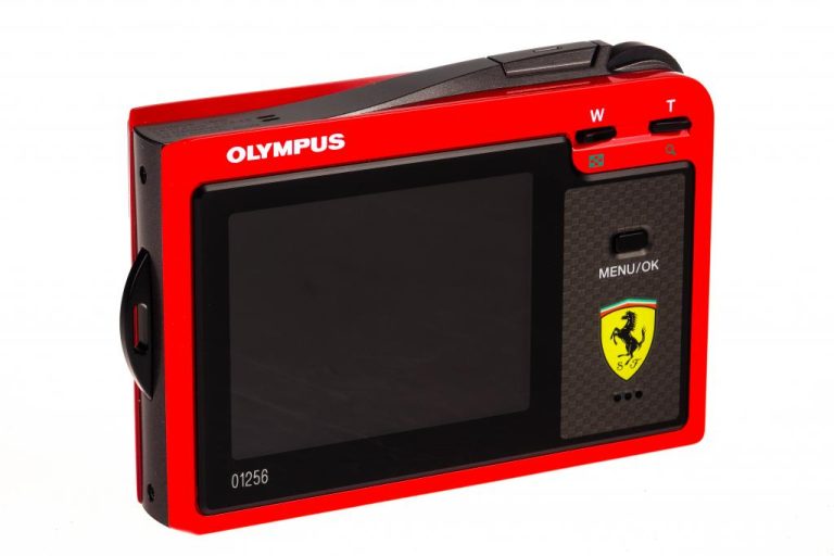 Limited Edition Camera Olympus Ferrari